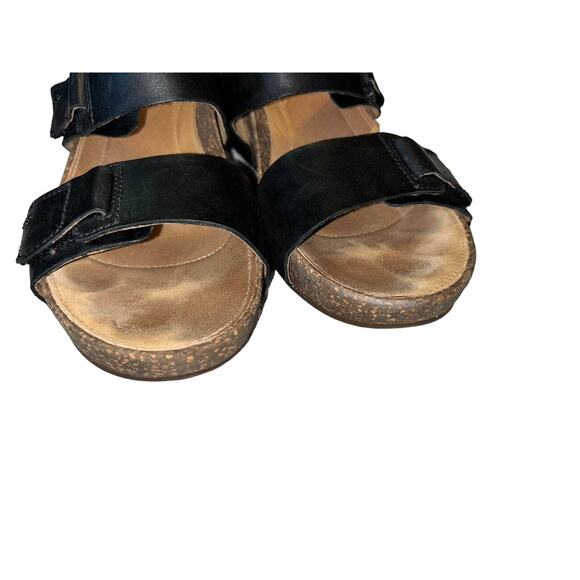 Clarks Temira East 26108411 Black Leather Wedge‎ Sandals Women's Size 10M - Picture 3 of 11